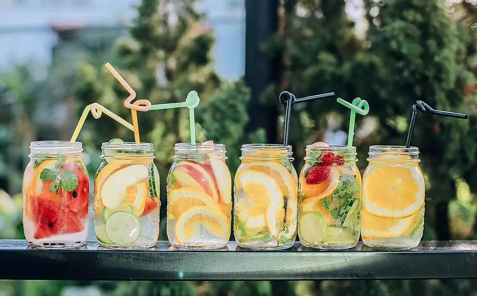 The Perfect Summer “Grillin’ And Chillin’ By The Pool” In Louisiana Drink